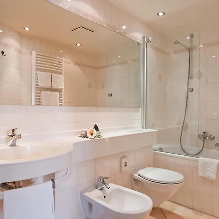 Am Heideloffplatz Hotel 3*